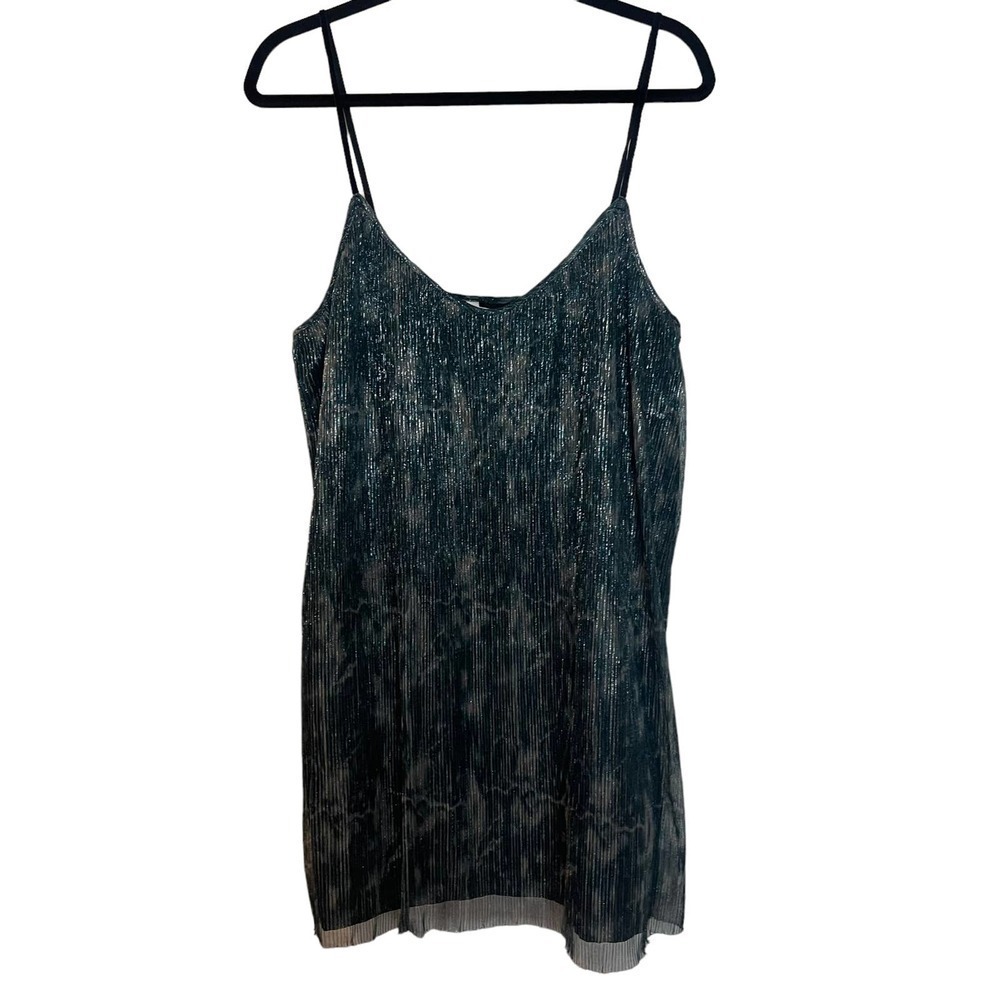 BB Dakota by Steve Madden Plissé Marble Cake Dress Sycamore Green Size XL - Picture 4 of 11